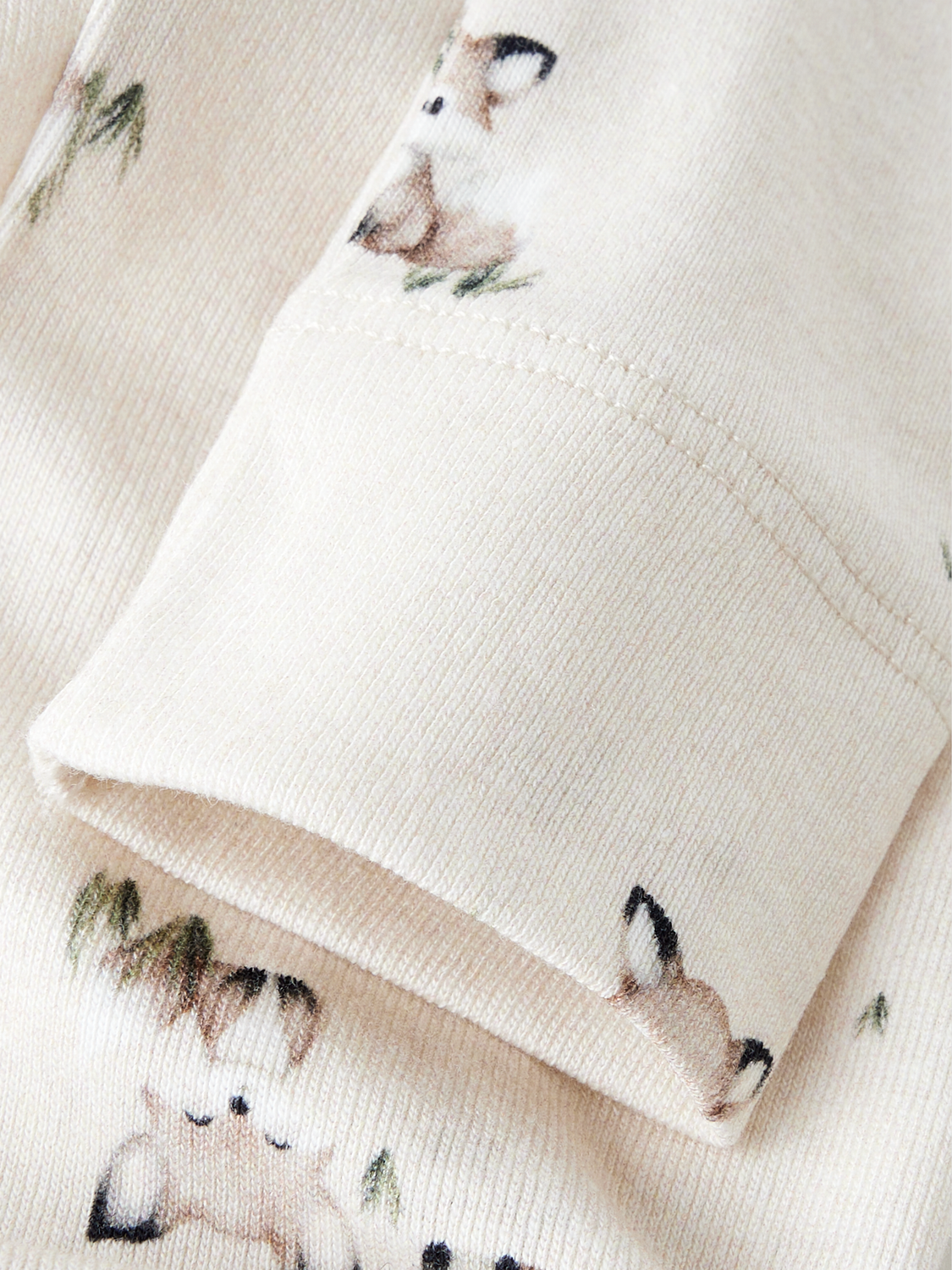 model_shot-front_full